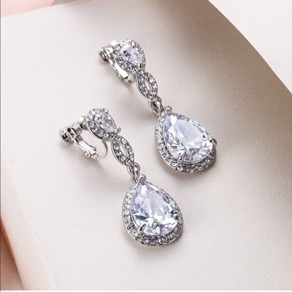 NEW Clip On Austrian Crystal Silver Wedding Earrings - Picture 2 of 9